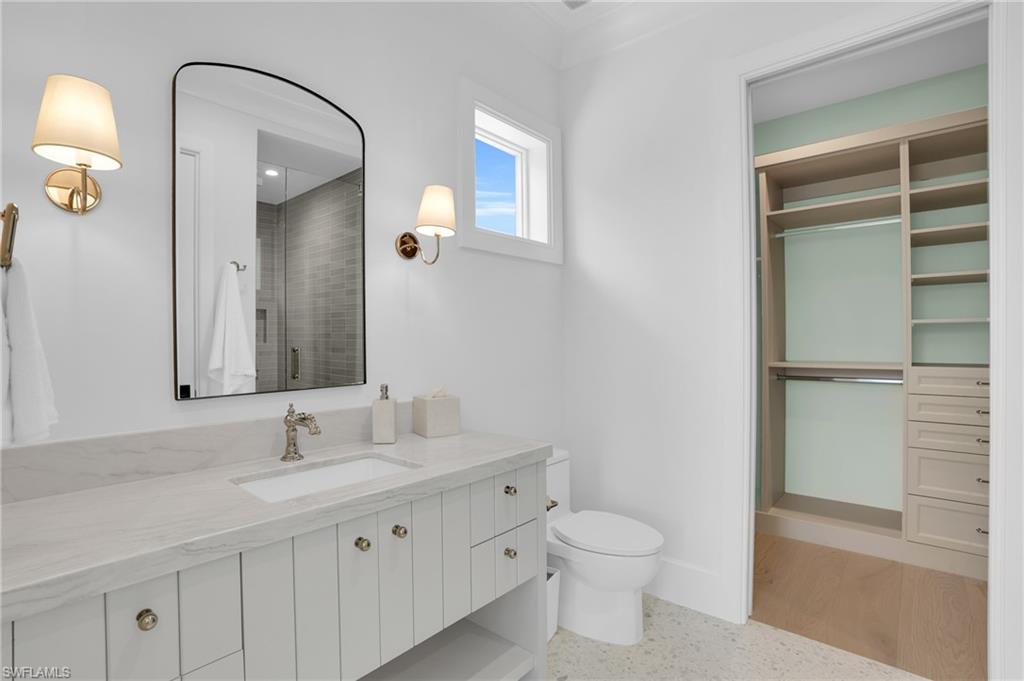 PARK SHORE - Residential