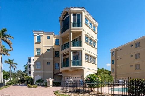 11160 Harbour Yacht CT B FORT MYERS FL 33908