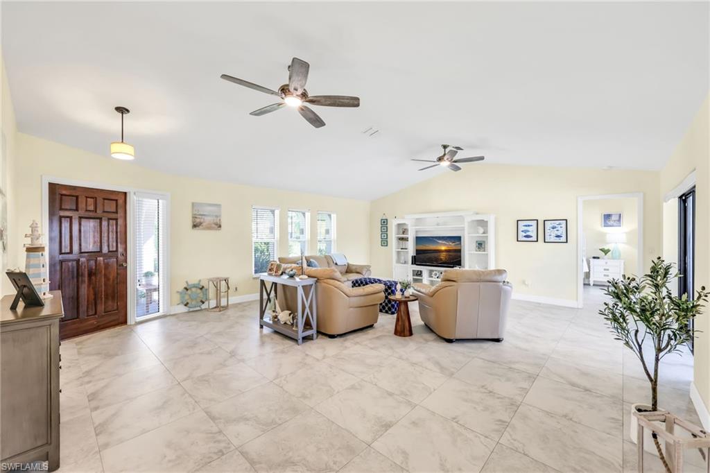 CAPE CORAL - Residential Lease