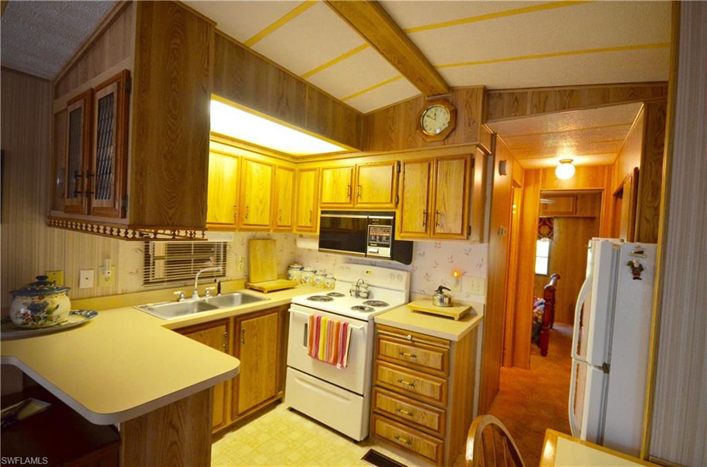 FOUNTAIN VIEW RV RESORT - Residential