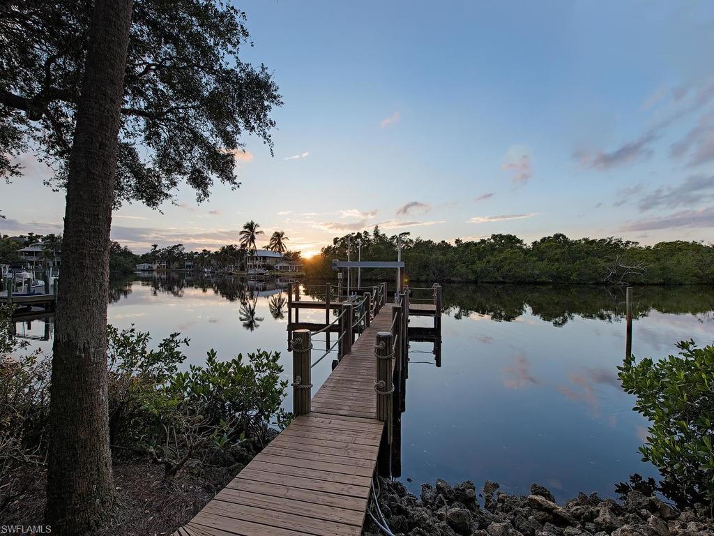 HIDDEN HARBOR - Residential