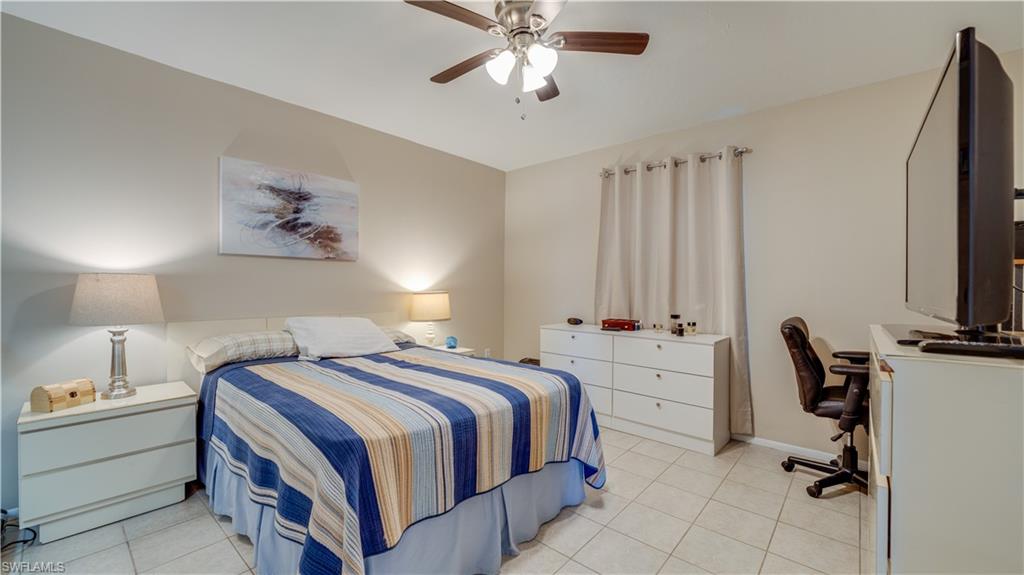 CAPTAINS POINTE CONDO - Residential