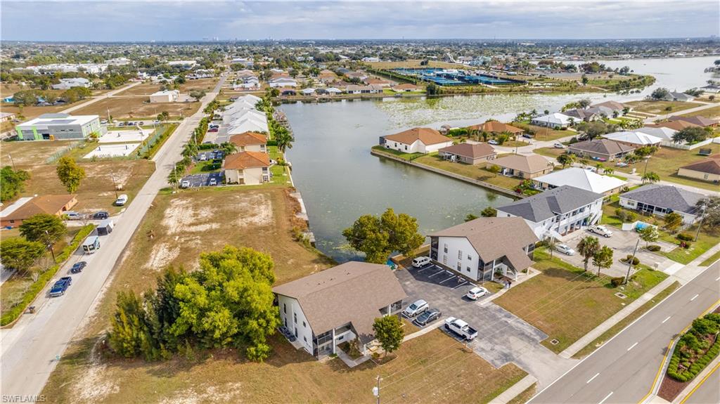 CAPTAINS POINTE CONDO - Residential