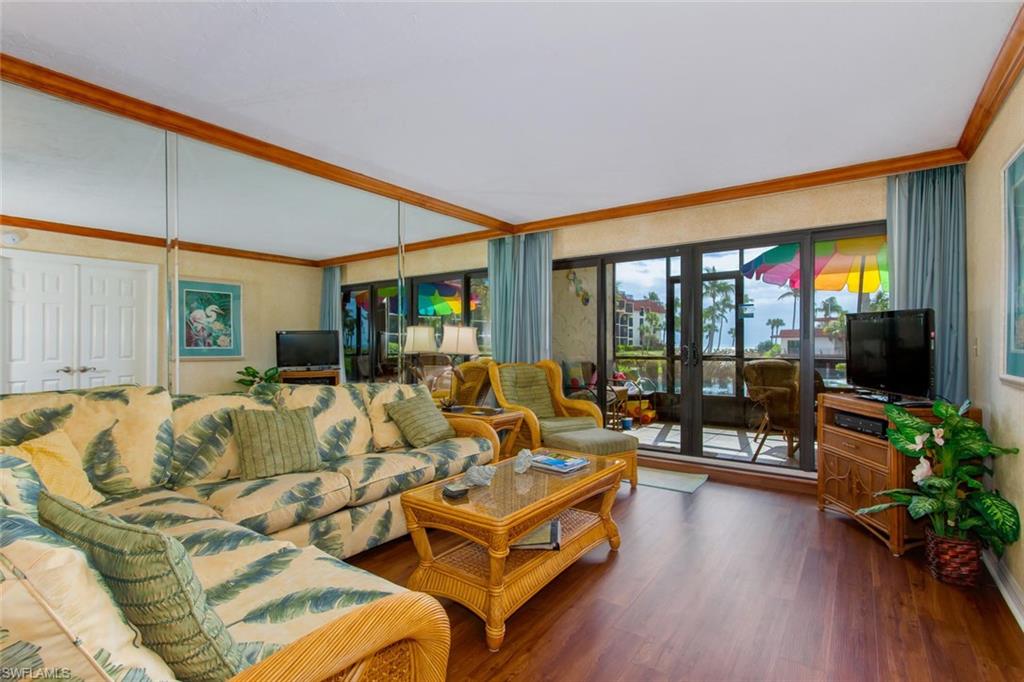POINTE SANTO DE SANIBEL CONDO - Residential