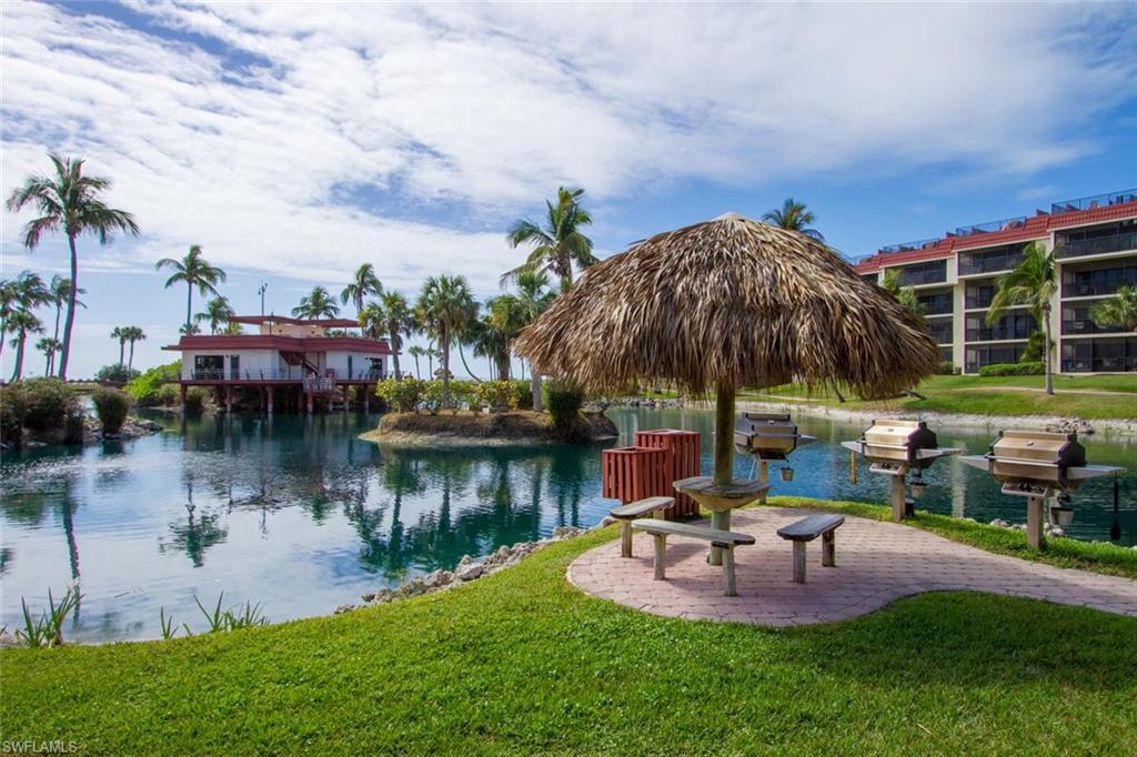 POINTE SANTO DE SANIBEL CONDO - Residential