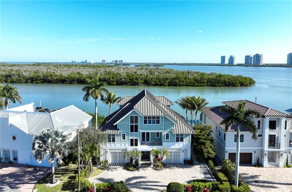 CAROLANDS - Residential