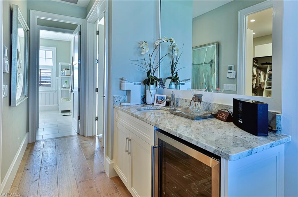 CAROLANDS - Residential