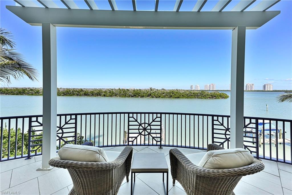 CAROLANDS - Residential