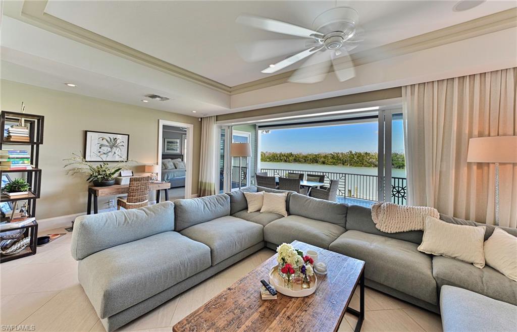 CAROLANDS - Residential