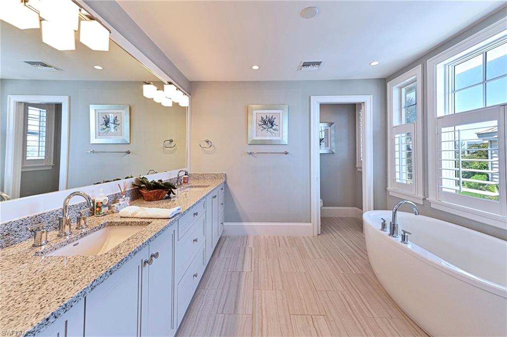 CAROLANDS - Residential