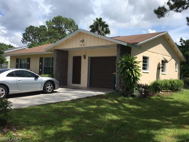 NAPLES MANOR - Residential