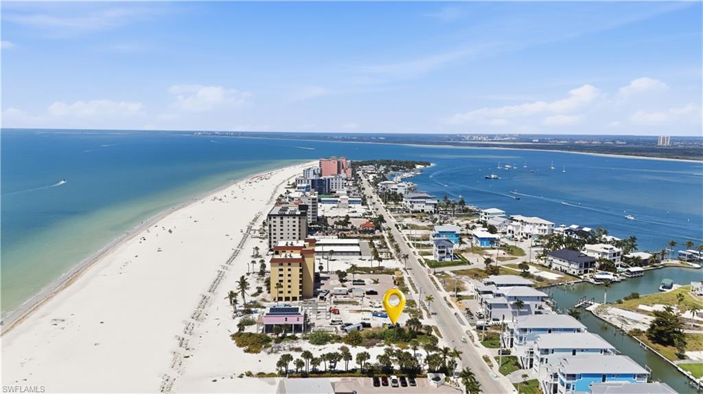 ISLAND SHORES - Land