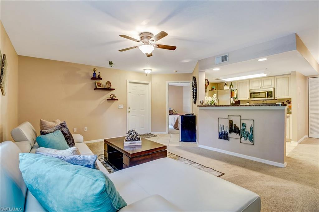 FOUR MILE COVE - Residential