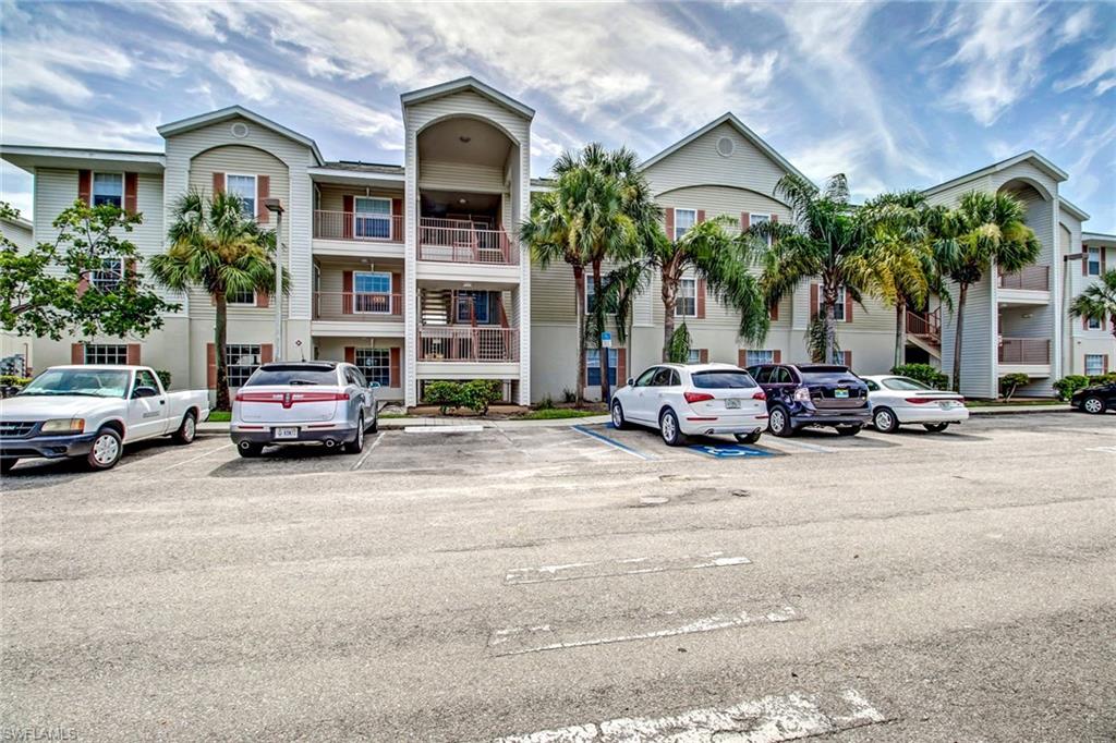 FOUR MILE COVE - Residential