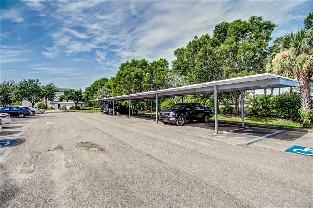 FOUR MILE COVE - Residential