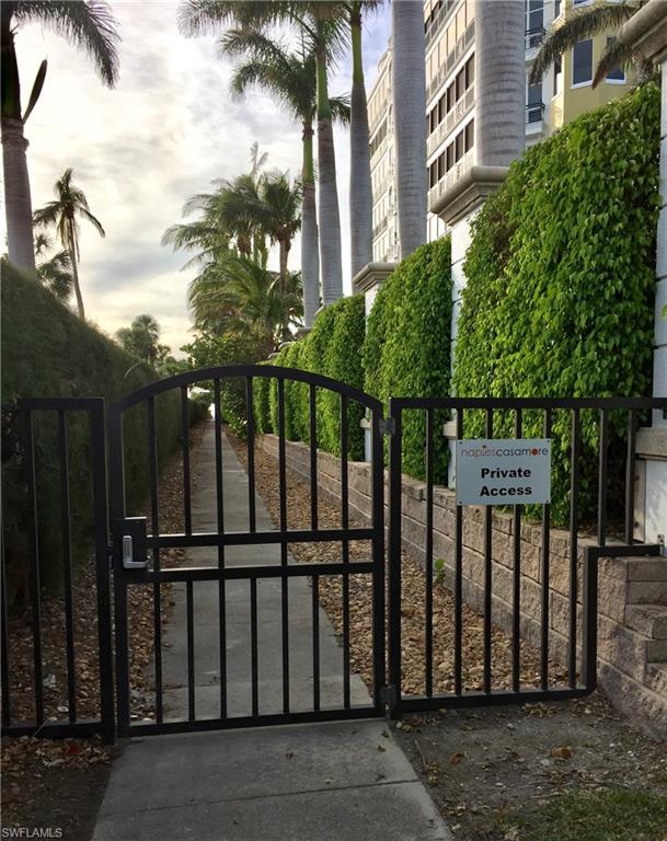 NAPLES CASAMORE - Residential