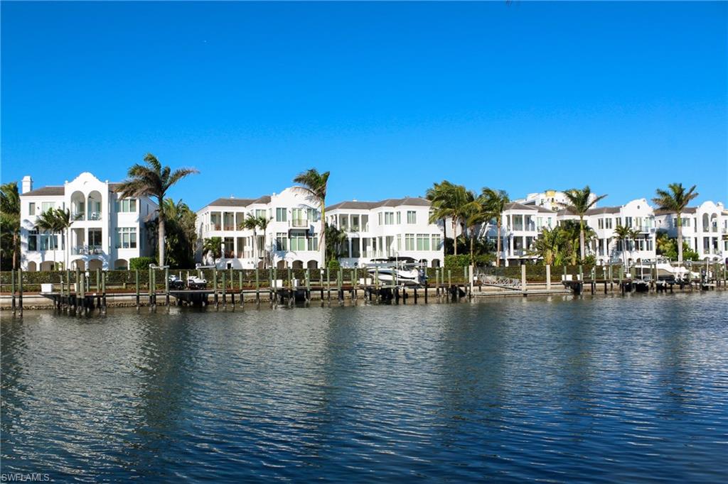 NAPLES CASAMORE - Residential