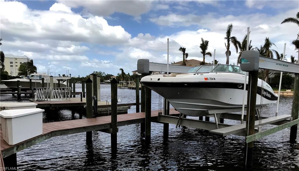 NAPLES CASAMORE - Residential