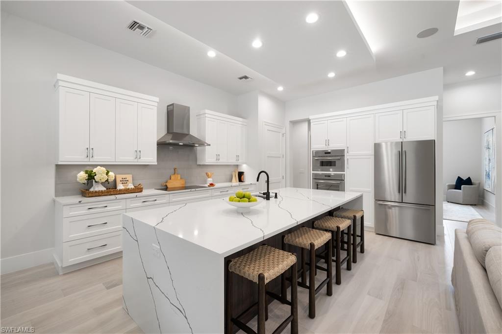 GOLDEN GATE ESTATES - Residential