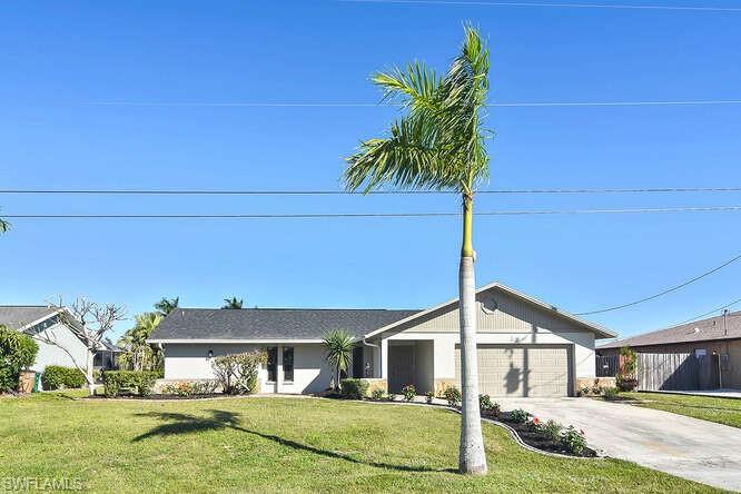 CAPE CORAL - Residential