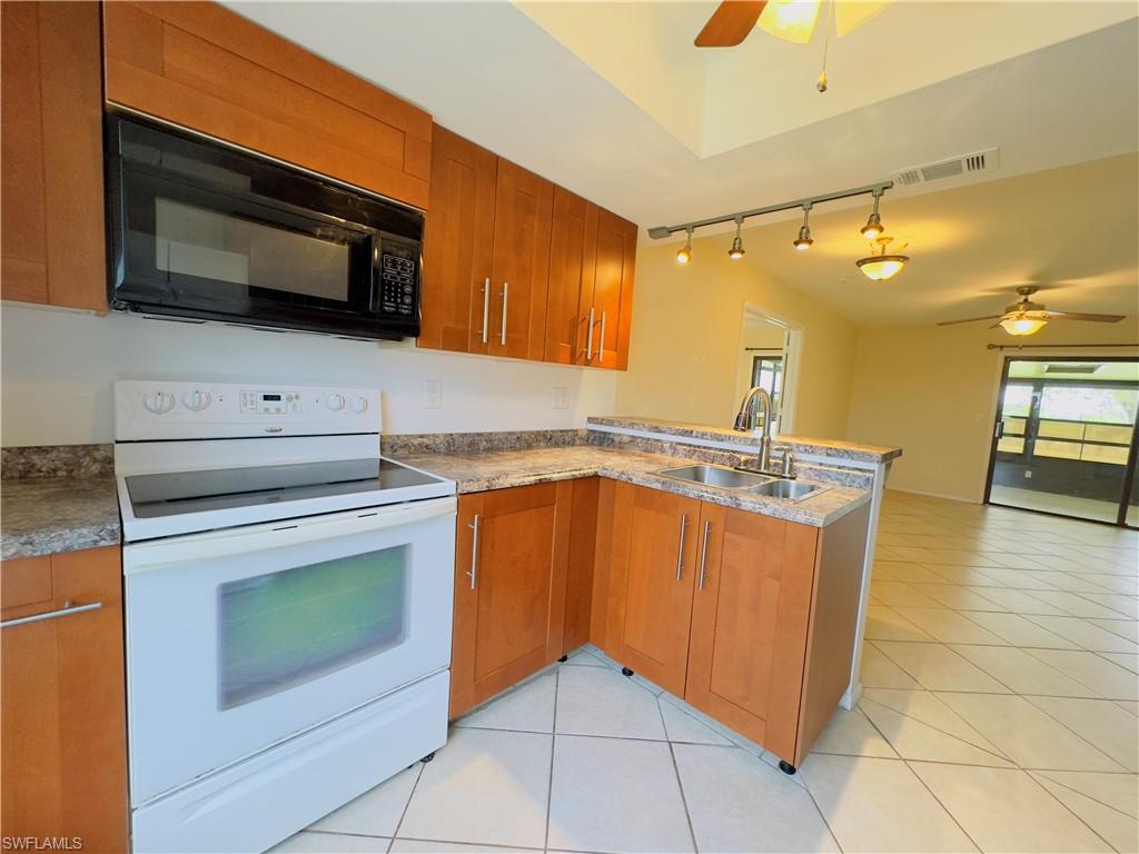 VILLAS AT RIVER RUN - Residential