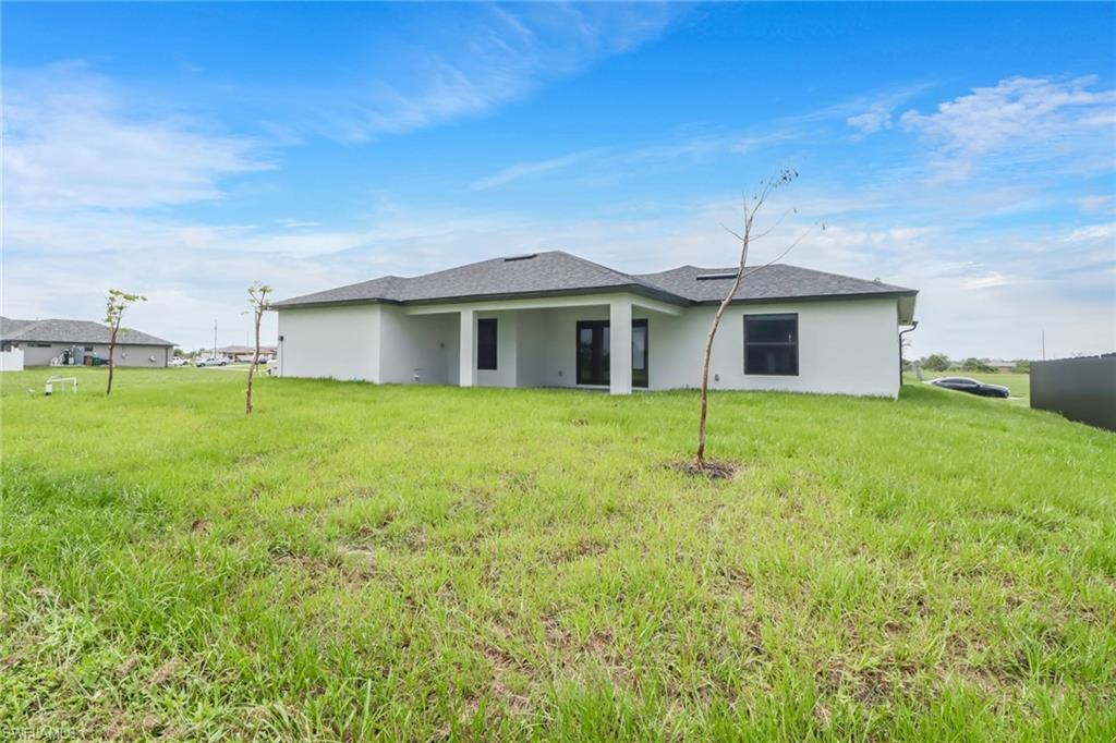 CAPE CORAL - Residential