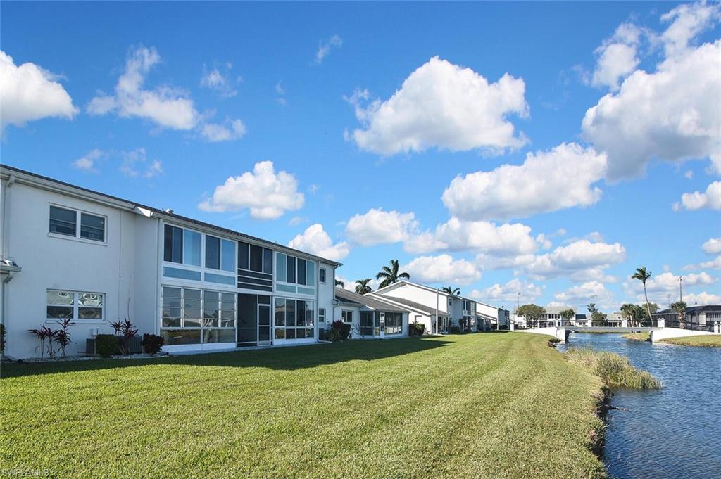 CYPRESS LAKES MANOR SOUTH - Residential