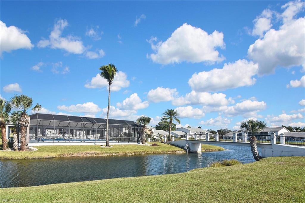 CYPRESS LAKES MANOR SOUTH - Residential