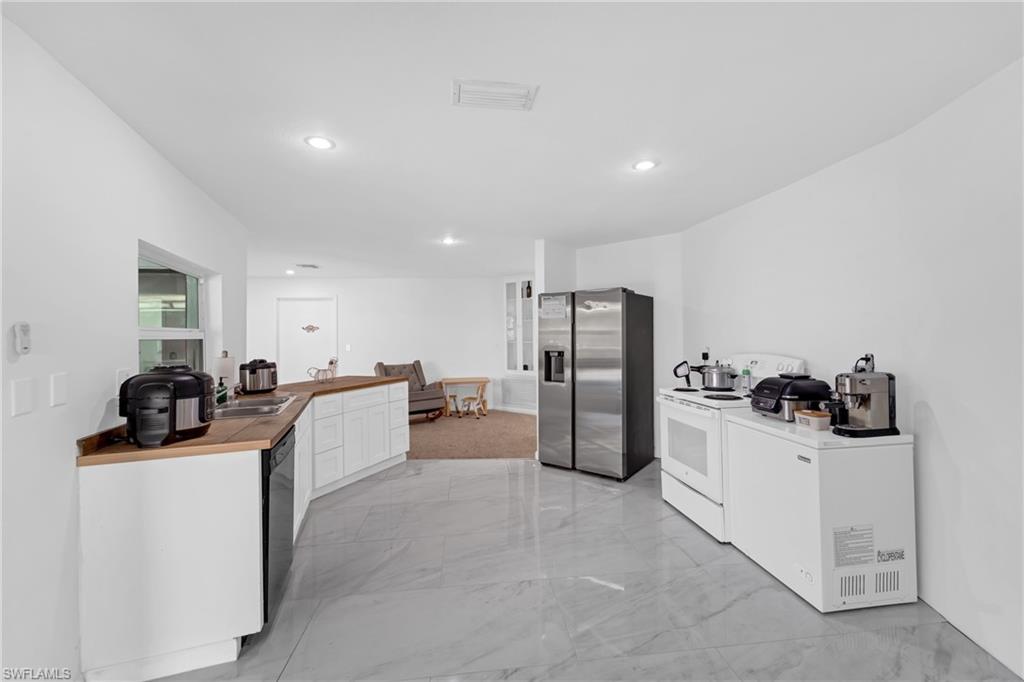 PORT CHARLOTTE - Residential