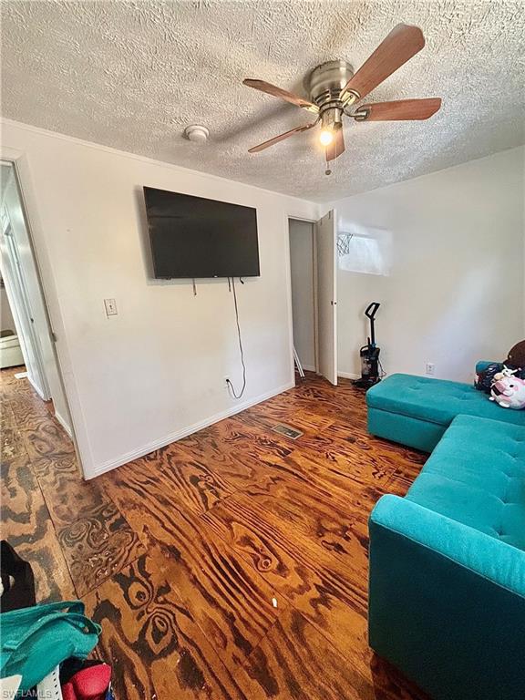 CLEWISTON - Residential