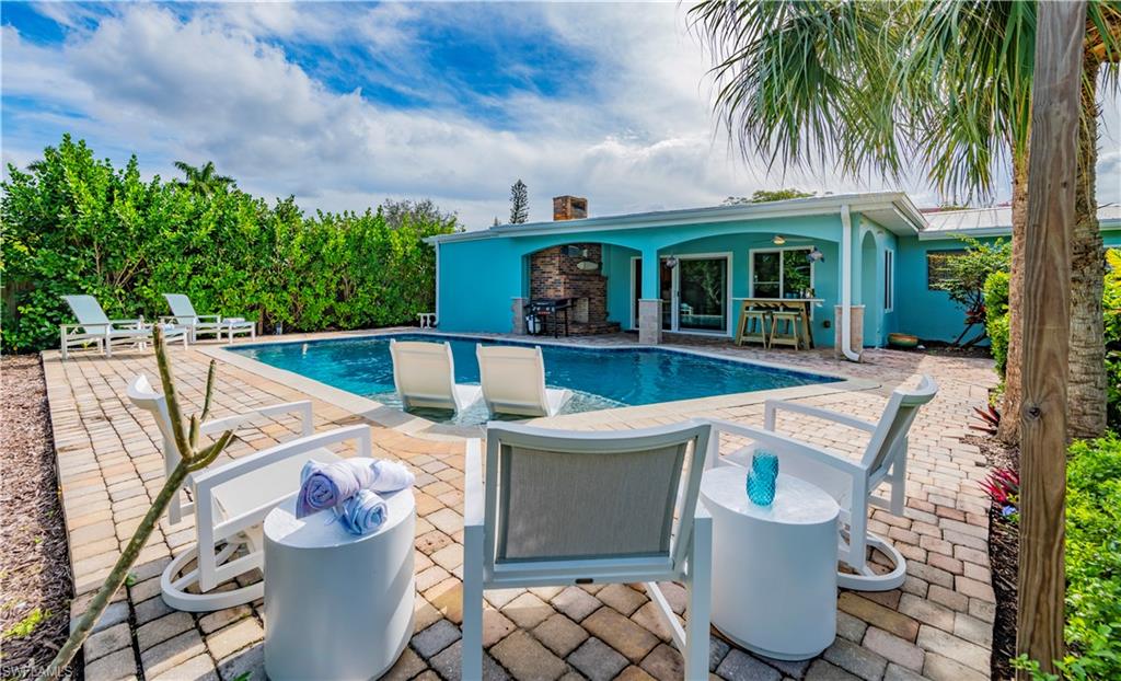 GULF ACRES - Residential