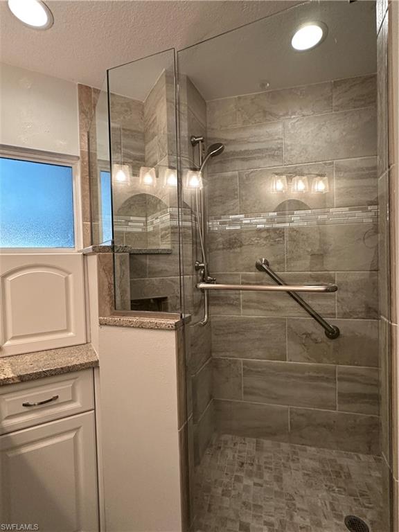 HUNTINGTON LAKES - Residential