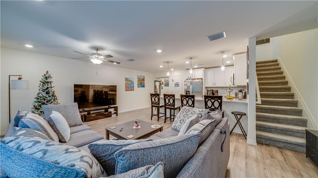 BAYSHORE COMMONS - Residential