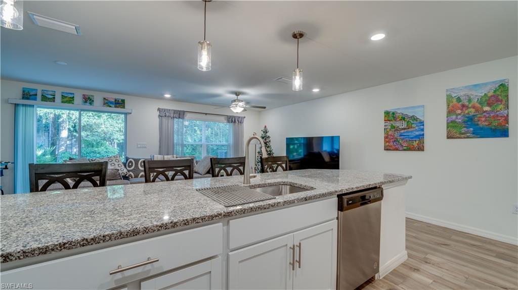 BAYSHORE COMMONS - Residential