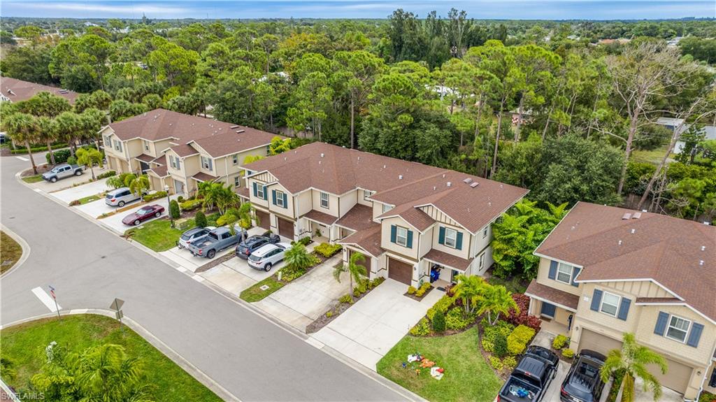 BAYSHORE COMMONS - Residential