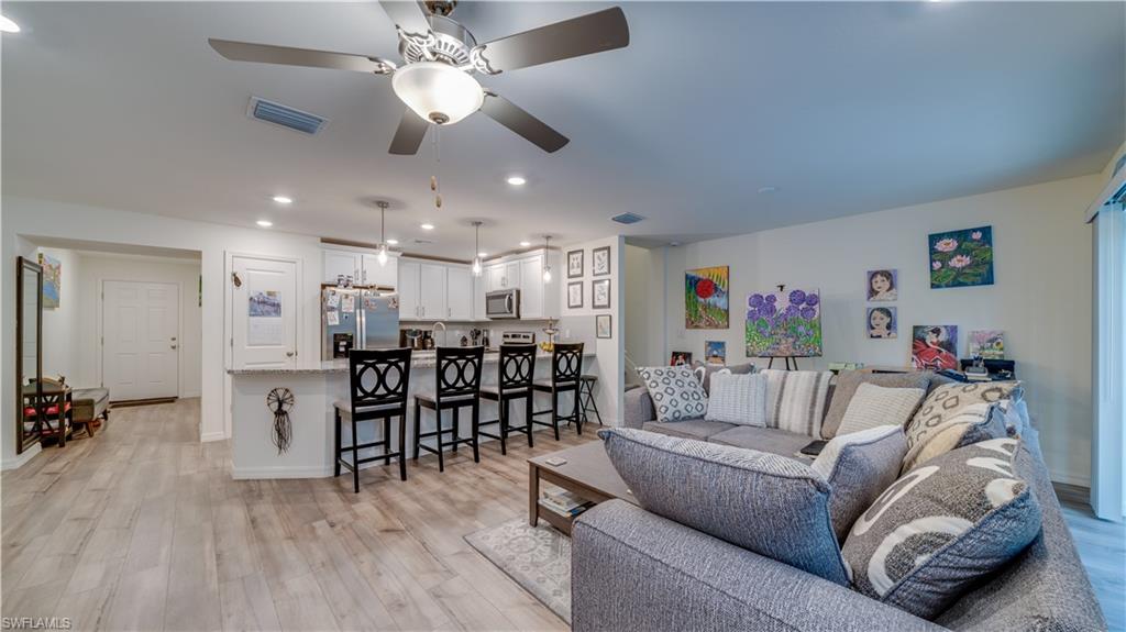 BAYSHORE COMMONS - Residential