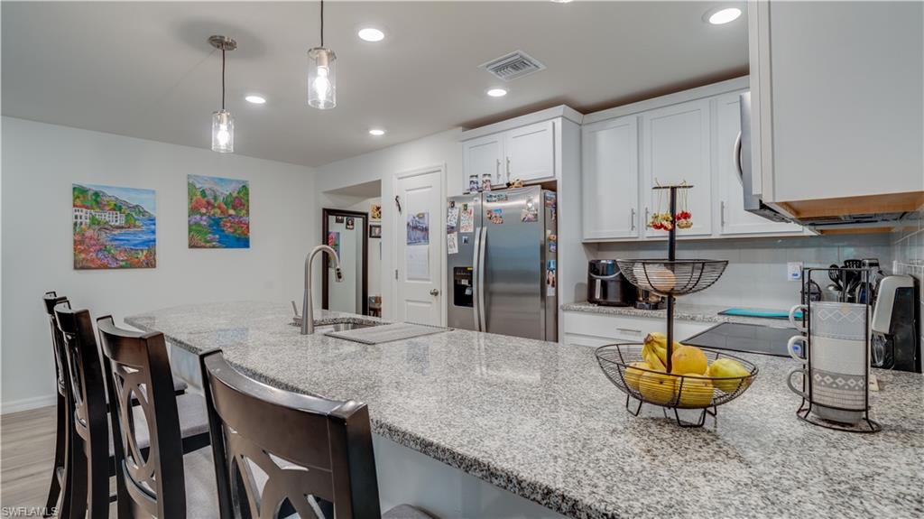 BAYSHORE COMMONS - Residential