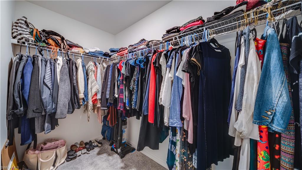 BAYSHORE COMMONS - Residential