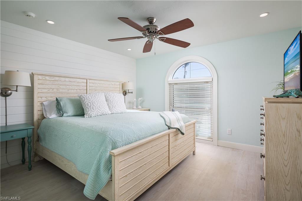 BONITA BEACH - Residential