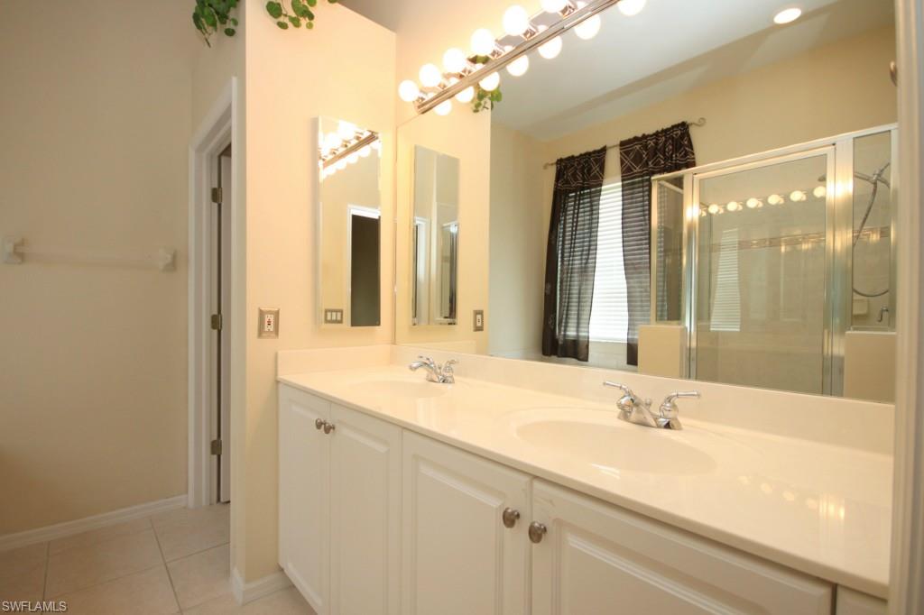 STONEYBROOK - Residential