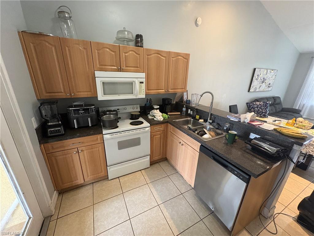 WHISPERING PINES - Residential
