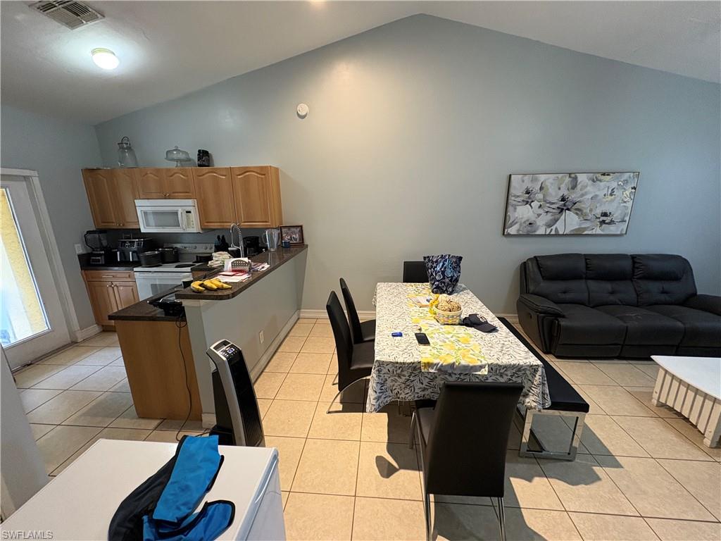 WHISPERING PINES - Residential