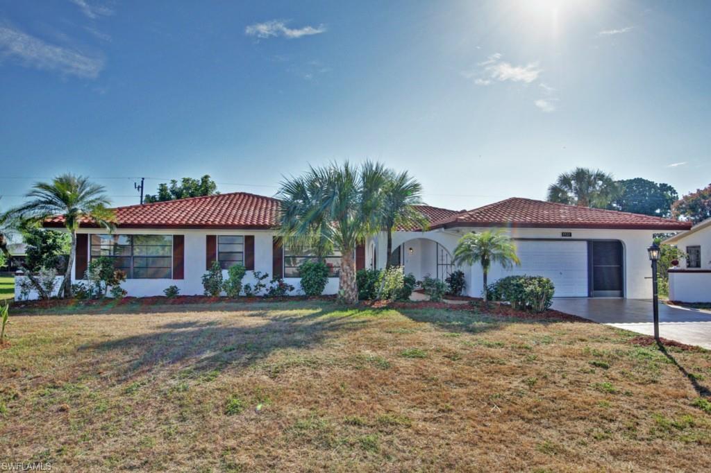 COUNTRY CLUB ESTATES SUBD - Residential