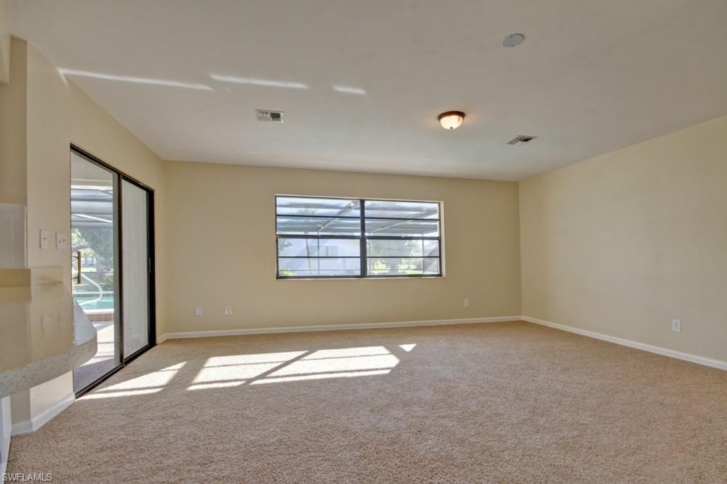 COUNTRY CLUB ESTATES SUBD - Residential