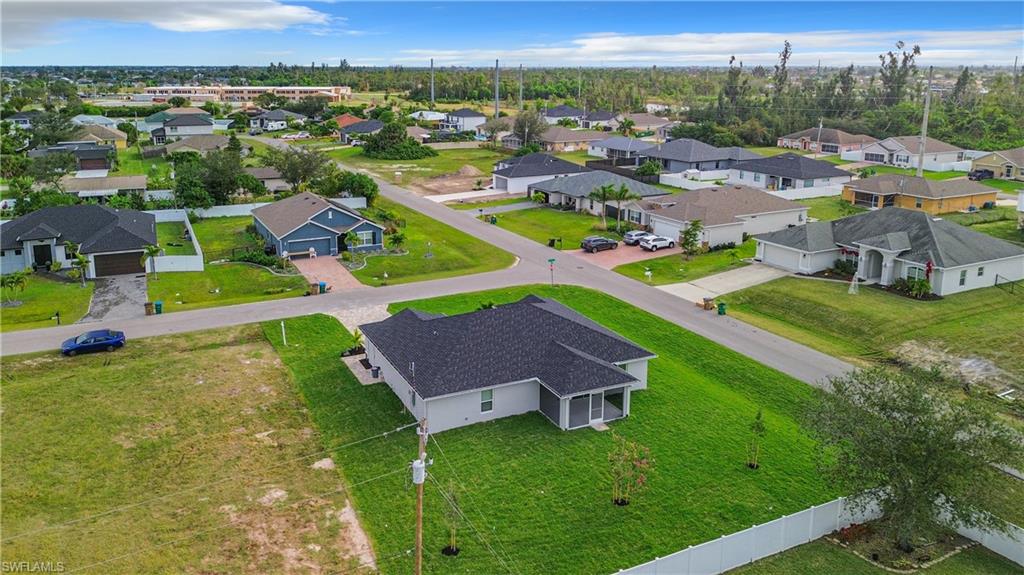 CAPE CORAL - Residential
