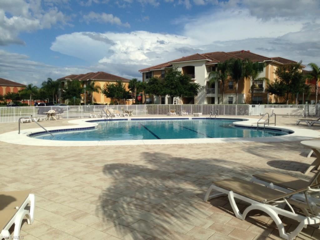 ISLES OF PORTO VISTA - Residential