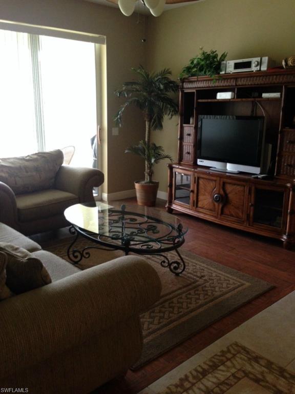 ISLES OF PORTO VISTA - Residential