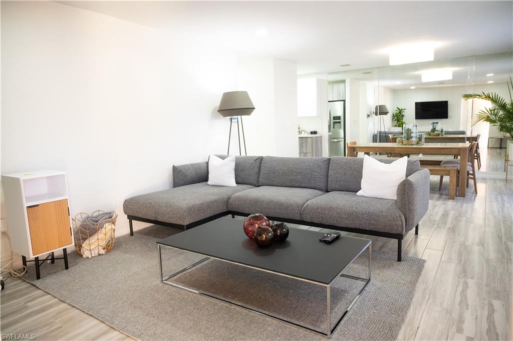 GLADES COUNTRY CLUB - Residential