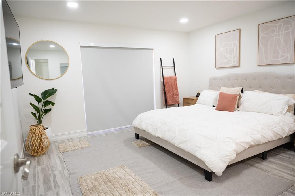 GLADES COUNTRY CLUB - Residential