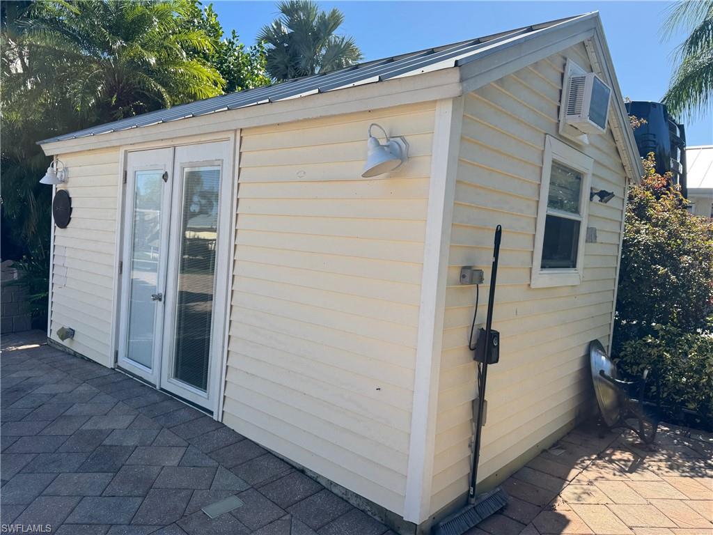 RIVERBEND MOTORCOACH RESORT - Land